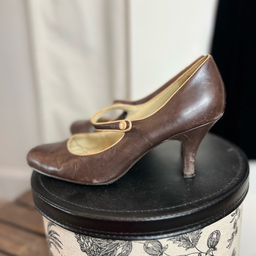 Elegant Brown Mary Jane Heels Bonita Pumps Alex Marie Vintage Retro Pump Heels